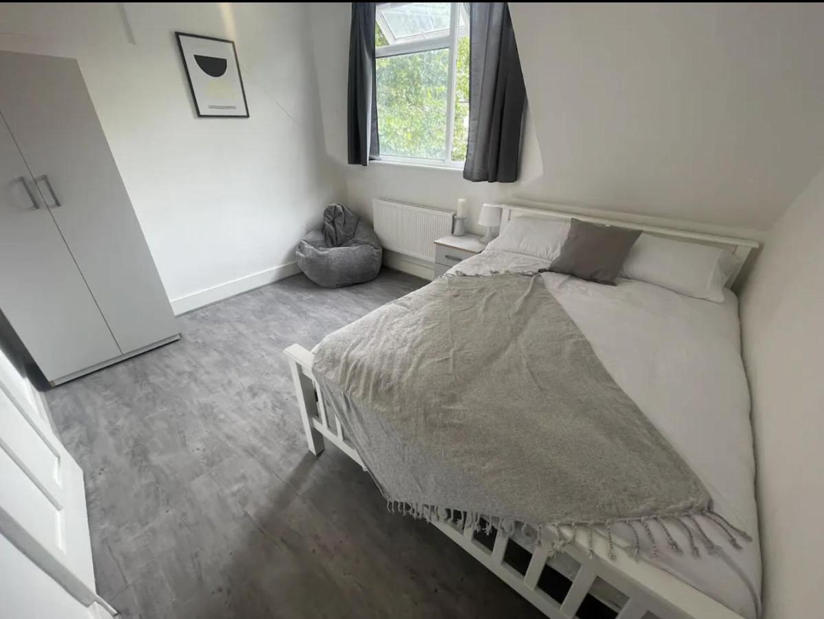 Апартаменти Charming 2 Bed Flat On Tower Bridge Лондон Екстер'єр фото